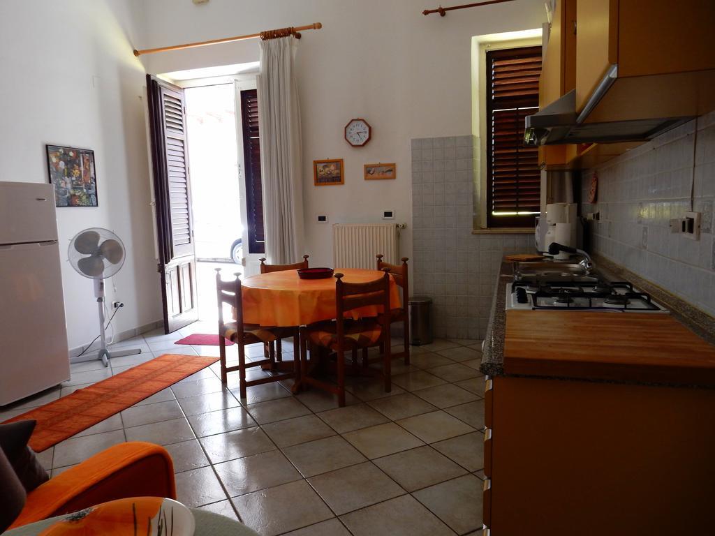 Apartament Terrasini Siracasa Pokój zdjęcie